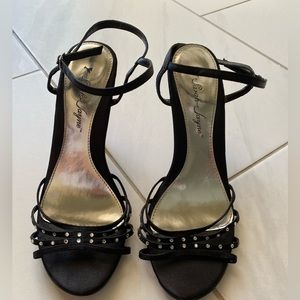 SARAH JAYNE black size 7 gently used heels